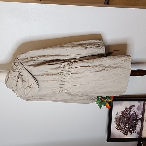 NEW Tahari Macrame Adele Anorak Tailored Glam Trench Coat Summer Fall Designer - Picture 13 of 15